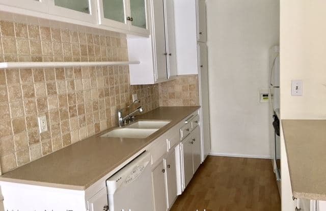 2621 Centinela Ave. #14 - 2621 Centinela Ave, Santa Monica, CA 90405