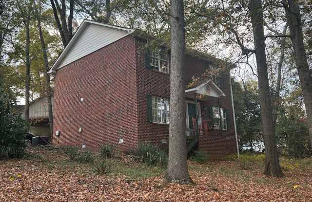 215 Hodgson Drive - PRE-LEASE FOR AUGUST 2026! photos photos