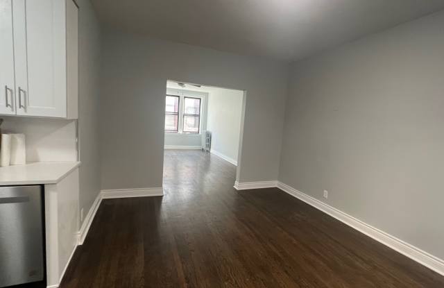 5525 S. Everett Avenue #25-3E Gallery 3