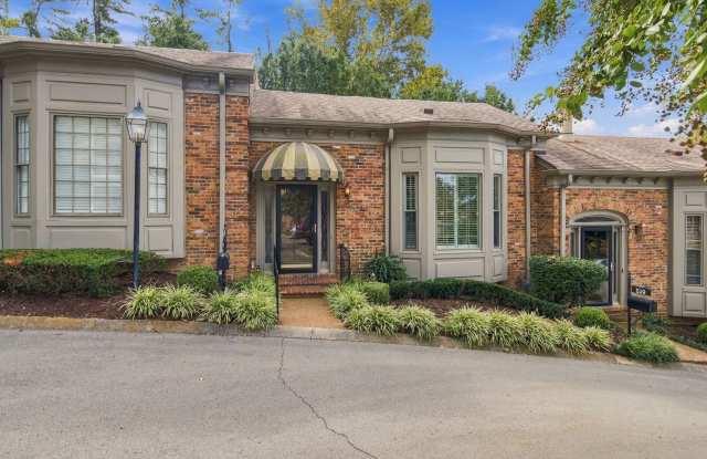 Single-Level 2BD/2BA Condo in the Heart of Green Hills $2,795 per month Gallery 3