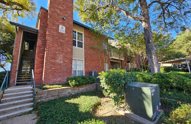 Minutes away from Downtown, Uptown, Deep Ellum, Top Golf, North Park Mall, SMU, Shops at Park Lane, Sopac trail, White Rock trail - 8601 Park Lane, Dallas, TX 75231 Minutes away from Downtown, Uptown, Deep Ellum, Top Golf, North Park Mall, SMU, Shops at Park Lane, Sopac trail, White Rock trail - 8601 Park Lane, Dallas, TX 75231