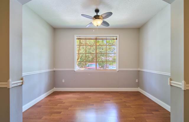 6101 Myrtlewood Circle W Gallery 4