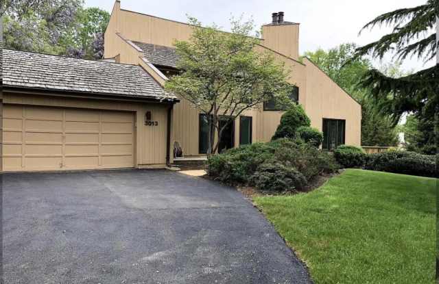 3013 COURTSIDE Road Gallery 1