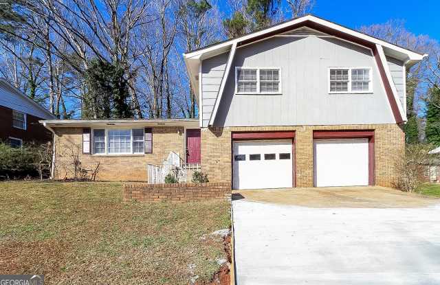 1188 Burbank - 1188 Burbank Trail, Morrow, GA 30260