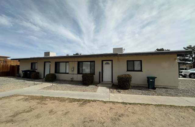 Modern 2-Bedroom Apartment with Garage – Convenient Living! Gallery 1