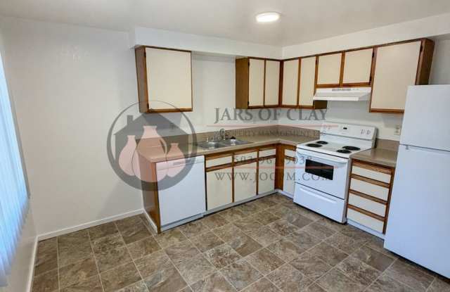 1/2 Off First Full Month's Rent | 2 Bed/1 Bath in Keizer | Ground Floor | W/D Hookups Gallery 3