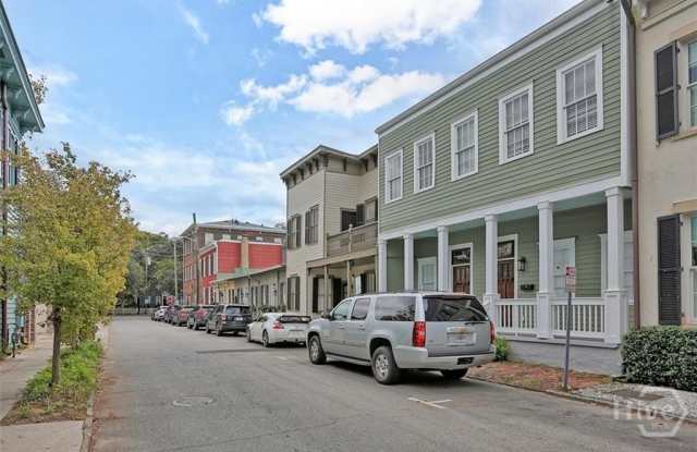 537 E Congress Street - 537 East Congress Street, Savannah, GA 31401