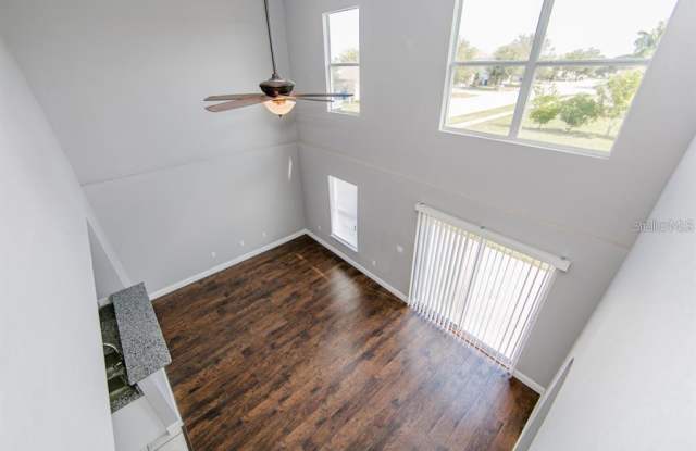 5863 ROYAL HILLS CIRCLE Gallery 4