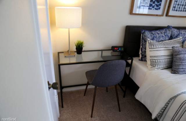 915 Peggotty Pl Gallery 4