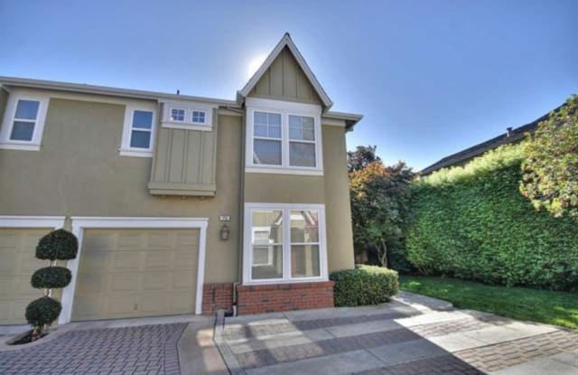 715 Valparaiso AVE - 715 Valparaiso Avenue, Menlo Park, CA 94025