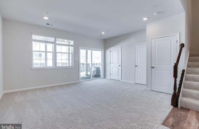 5039 MACDONOUGH PLACE photos photos