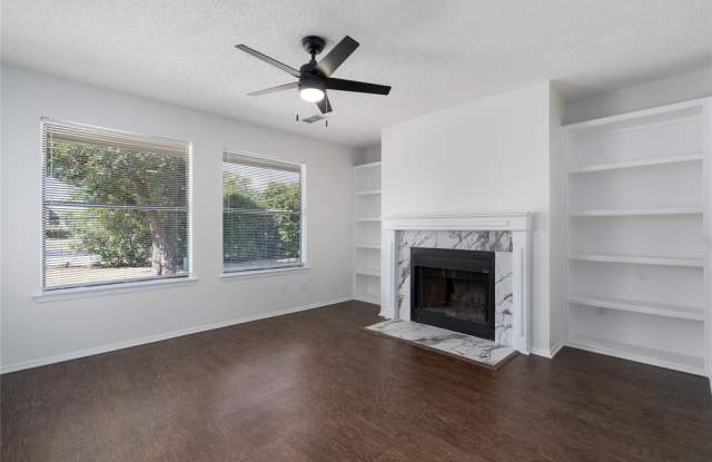2909 West Slaughter Lane - B Gallery 4