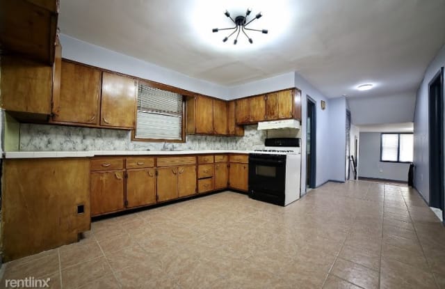 482 Avenue A - 482 Avenue East, Bayonne, NJ 07002