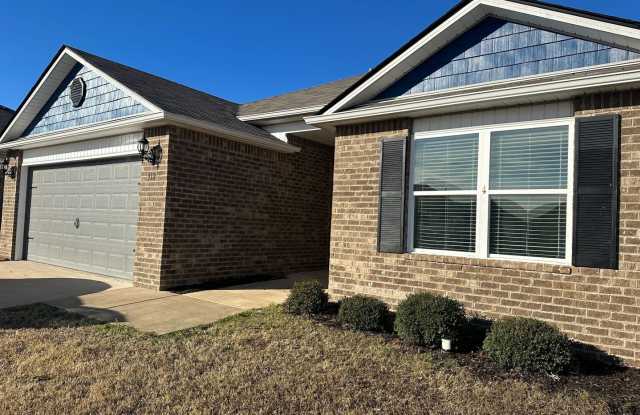Stylish 4BR/2BA Home with Garage  Privacy Fence photos photos