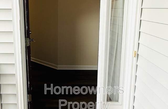 349-5 Waterdown Dr Gallery 2