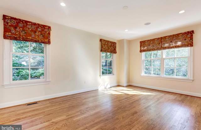 5431 MOHICAN ROAD Gallery 4