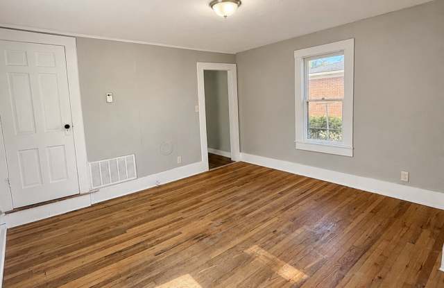 1512 Bluegrass Avenue Gallery 3