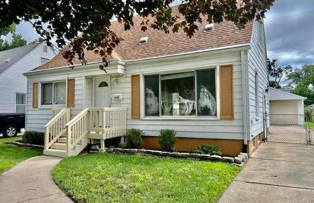 1828 Thomas Ave photos photos