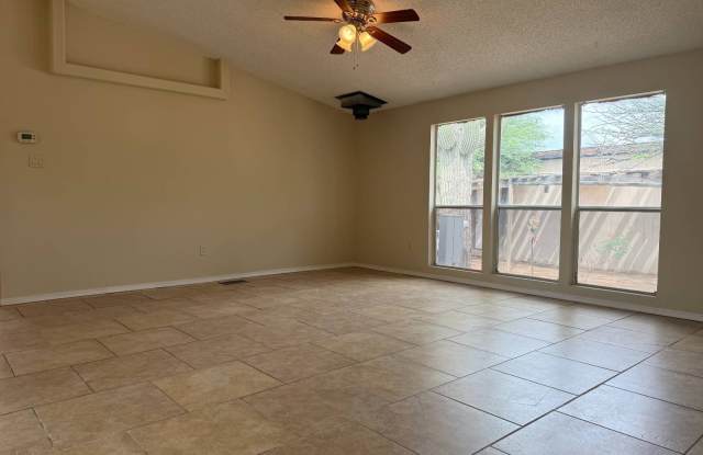 6575 N Pelto Path Gallery 4