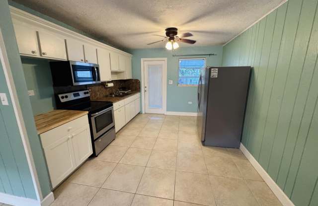 972 73Rd Street - 972 73rd Street, Marathon, FL 33050
