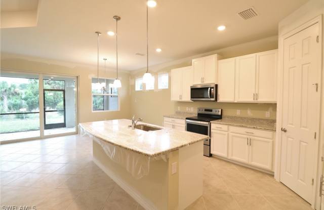 8051 Venetian Pointe Drive Gallery 4
