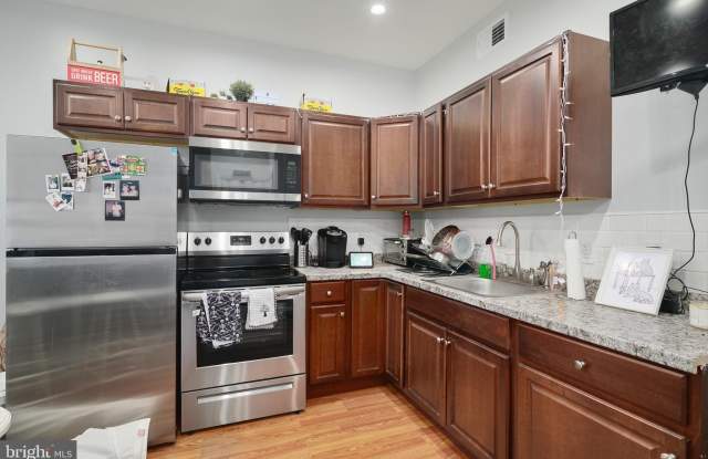 1808 N 18TH Street unit: 2 photos photos