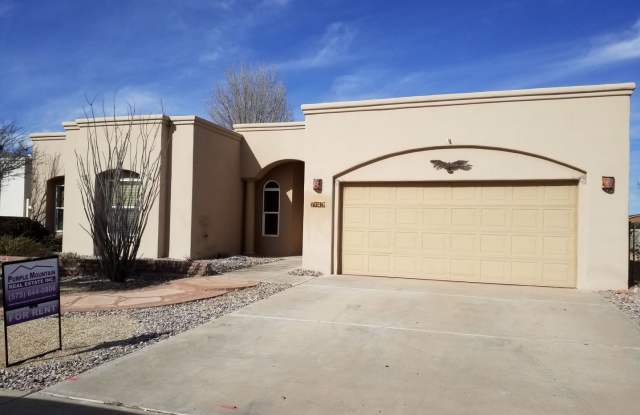 Large 3 Bedroom, 2 Bath Home photos photos