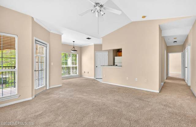 Spacious Condo in The Reserve at James Island | Pool, Gym & Gated Community Gallery 1