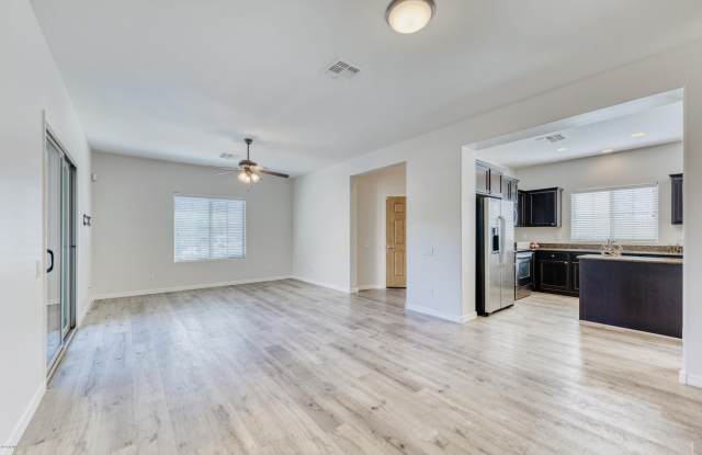 21130 N 36TH Place Gallery 3