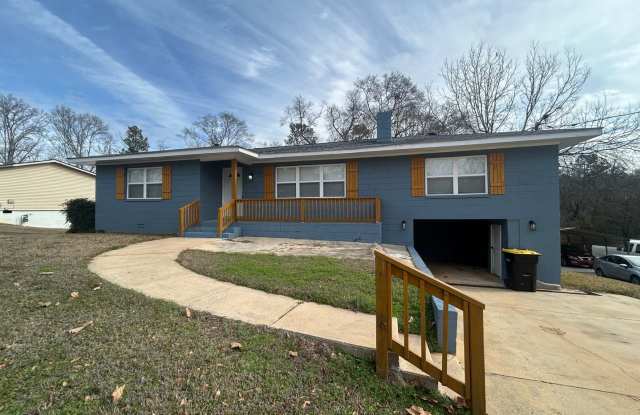 36 Mitchell St - Newnan, GA - Newly Renovated, 4BDRM / 3BA - AVAILABLE NOW! photos photos