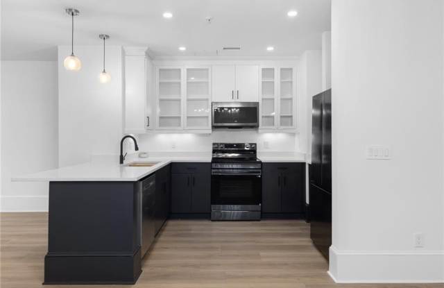 1834 Gordon Manor NE Gallery 3