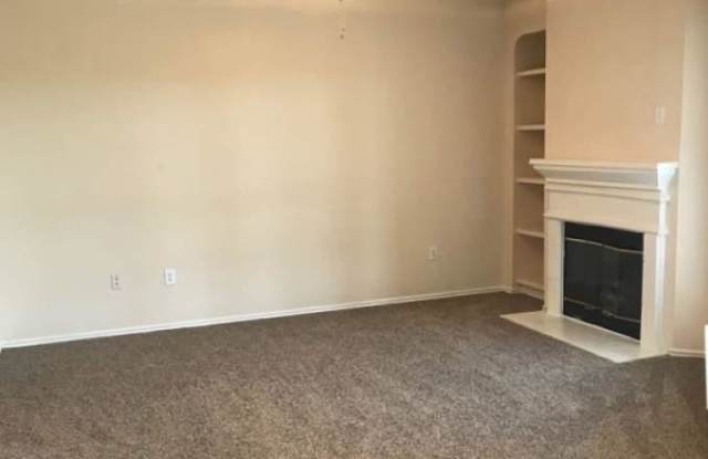 3432 Shoreline Dr Gallery 3