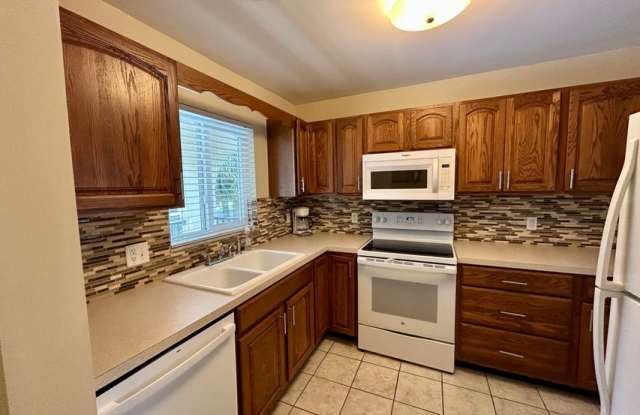 201 Saint Lucie Lane 306 - 1 Gallery 2