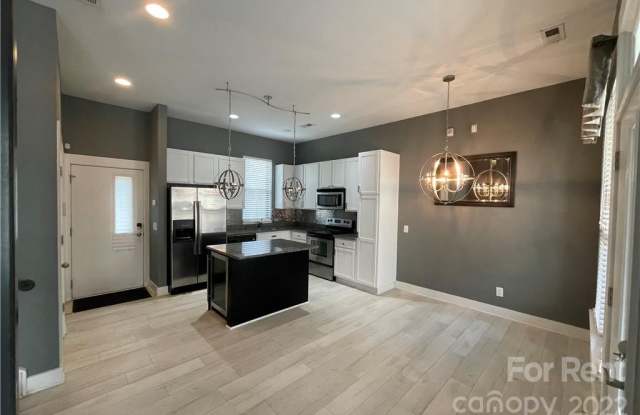 534 Steel Gardens Boulevard Gallery 3