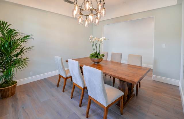 MUST SEE 5 bedroom, 5 bath in Manhattan Beach Hill Section + Swimming Pool & Spa + Lovely Backyard + Smart Home Features!! Gallery 4