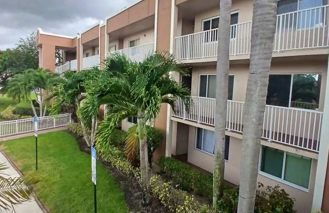 7136 South Devon Drive - 7136 South Devon Drive, Tamarac, FL 33321