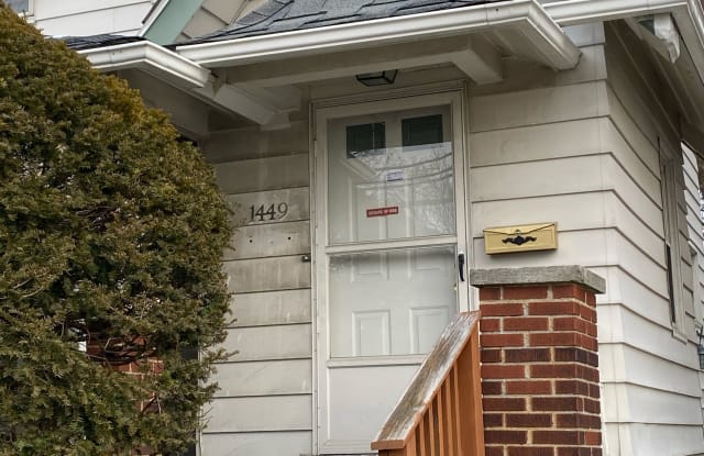 1449 Brown Street - 1449 Brown Street, Akron, OH 44301