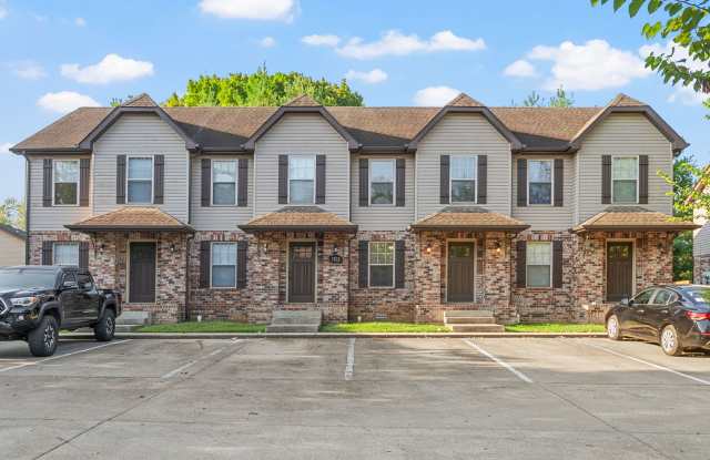 Two Bedroom Town House Off Exit 1! - 1762 Spring Water Drive, Clarksville, TN 37040