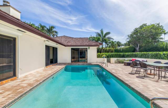 575 N Lake Way - 575 North Lake Way, Palm Beach, FL 33480 575 N Lake Way - 575 North Lake Way, Palm Beach, FL 33480