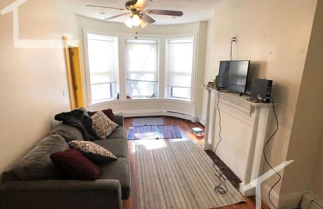 HOT MISSION HILL LISTING!!!! photos photos