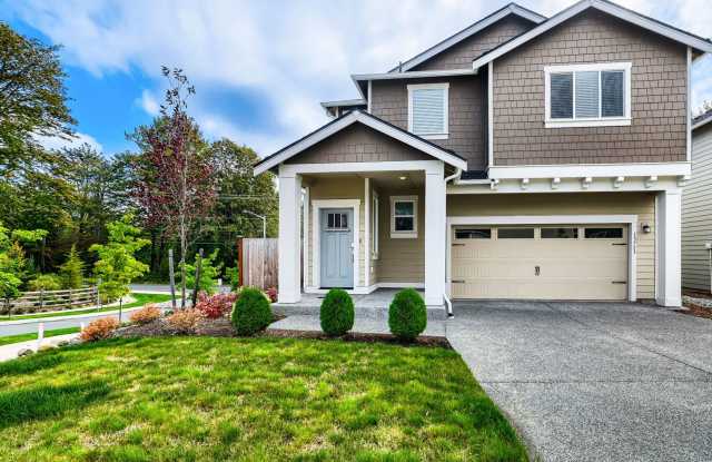 Stunning 4bed/2.5bath Corner Lot Home Near Downtown Monroe! Gallery 1