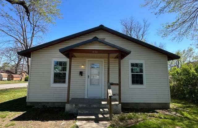 3 Bedroom 1 Bath Home For Rent Gallery 1