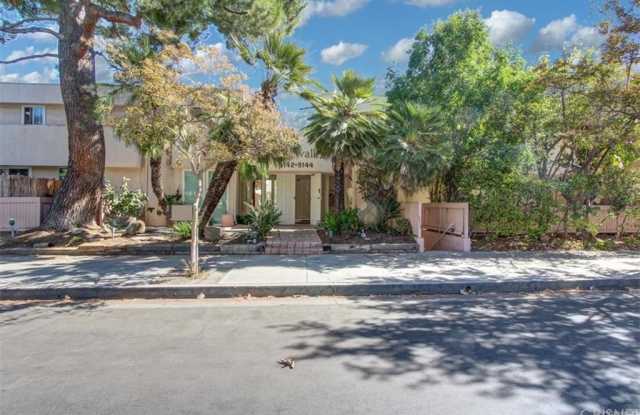 5144 Zelzah Avenue Gallery 4