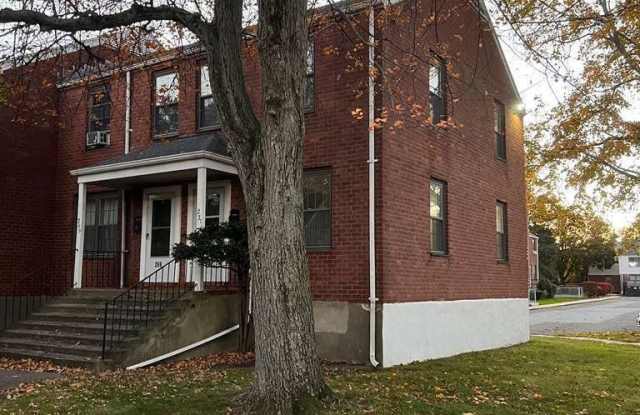 271 Pennsylvania Avenue - 271 Pennsylvania Avenue, Bridgeport, CT 06610