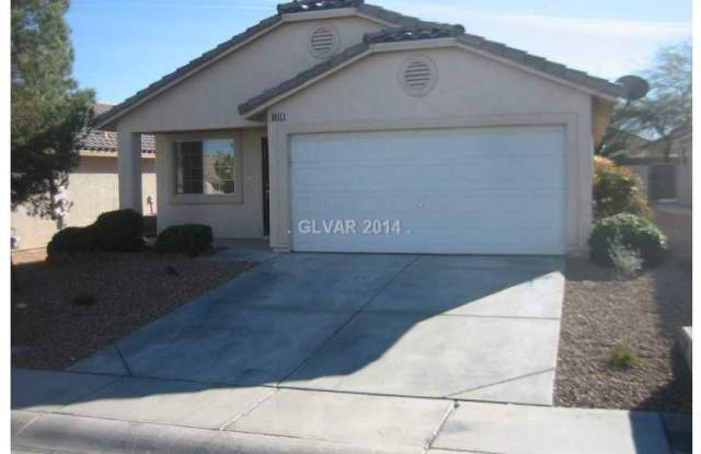 Beautiful one story home with 2 car garage, 3 bedrooms photos photos