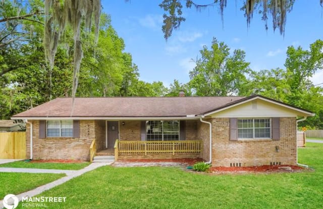 4165 Pine Road - 4165 Pine Road, Lakeside, FL 32065