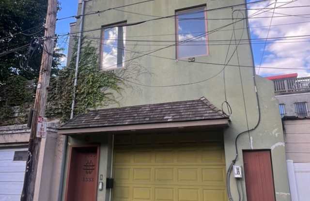 South Philadelphia Home with PARKING! Gallery 3