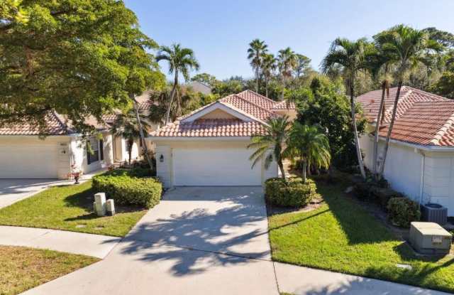 4655 Hammock Circle photos photos