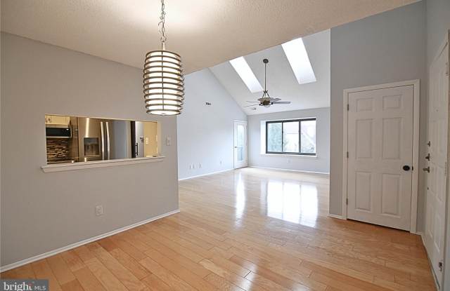 4914-C DUNBARTON Road photos photos