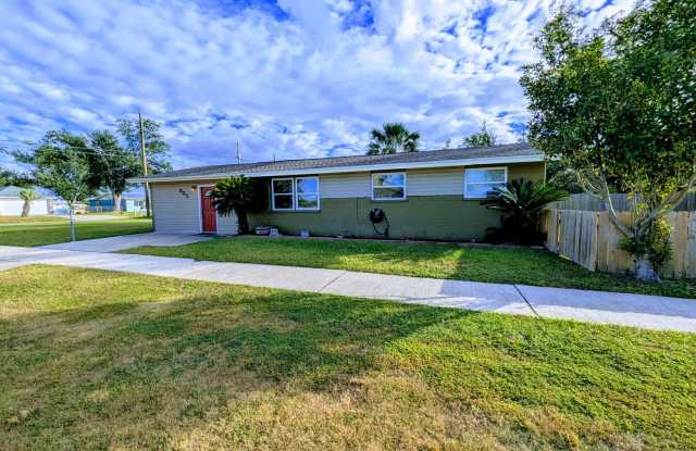 Lynn Haven Home with Outdoor Entertainment Area photos photos